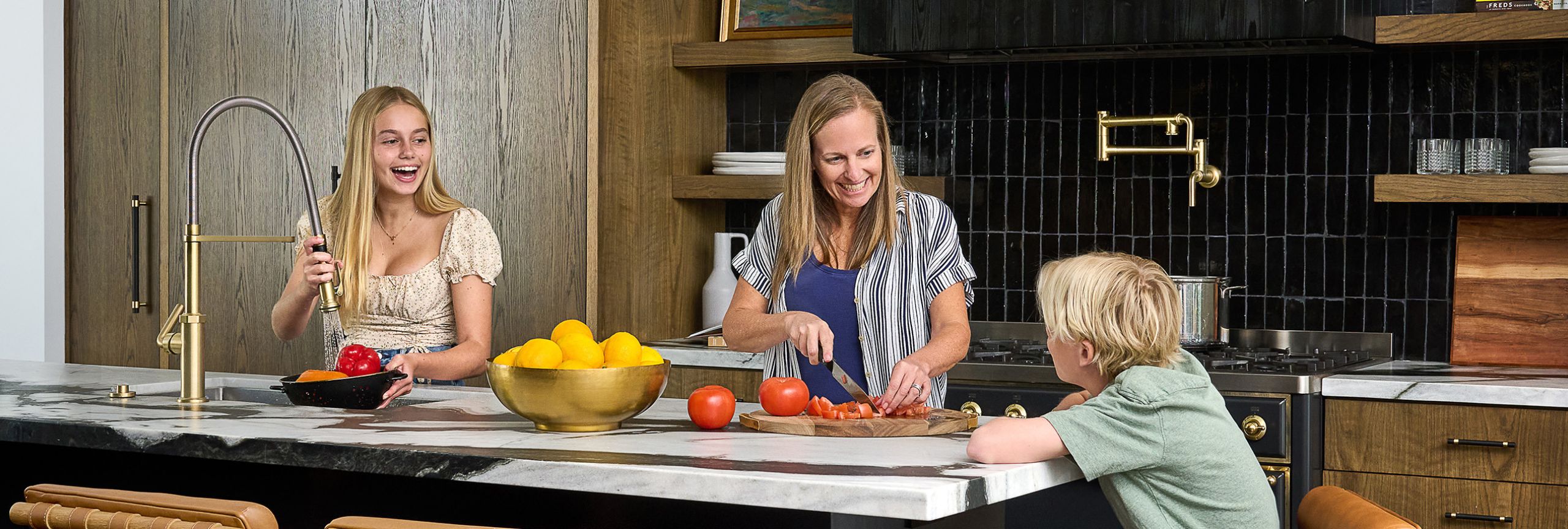 Newport Beach family K30 150 SB 2 kitchen header